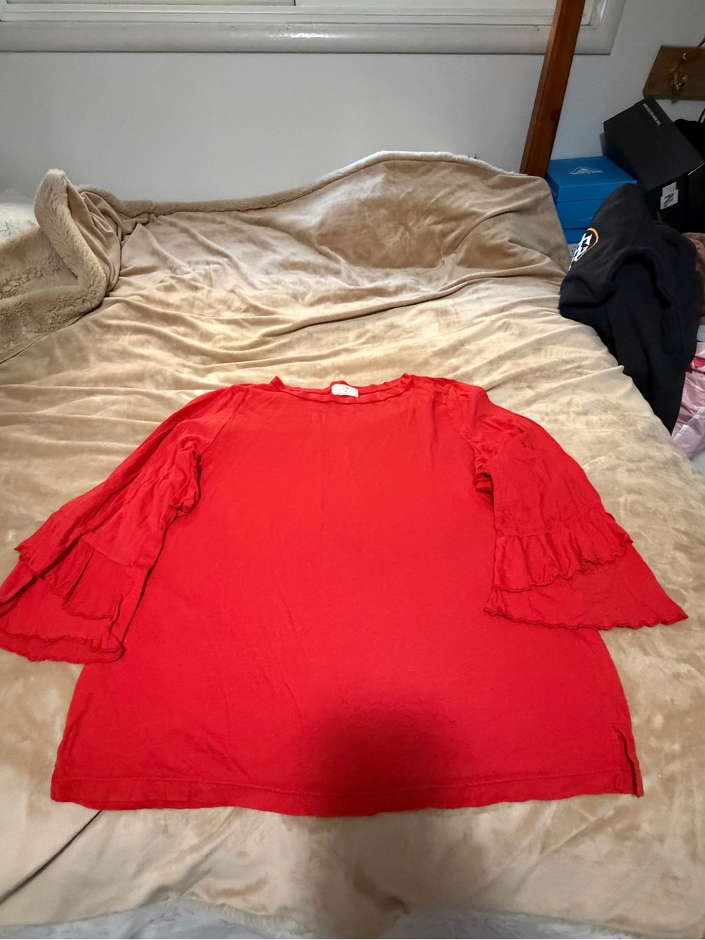 Anthropologie T la Red Women's Ruffle Sleeve Top Medium